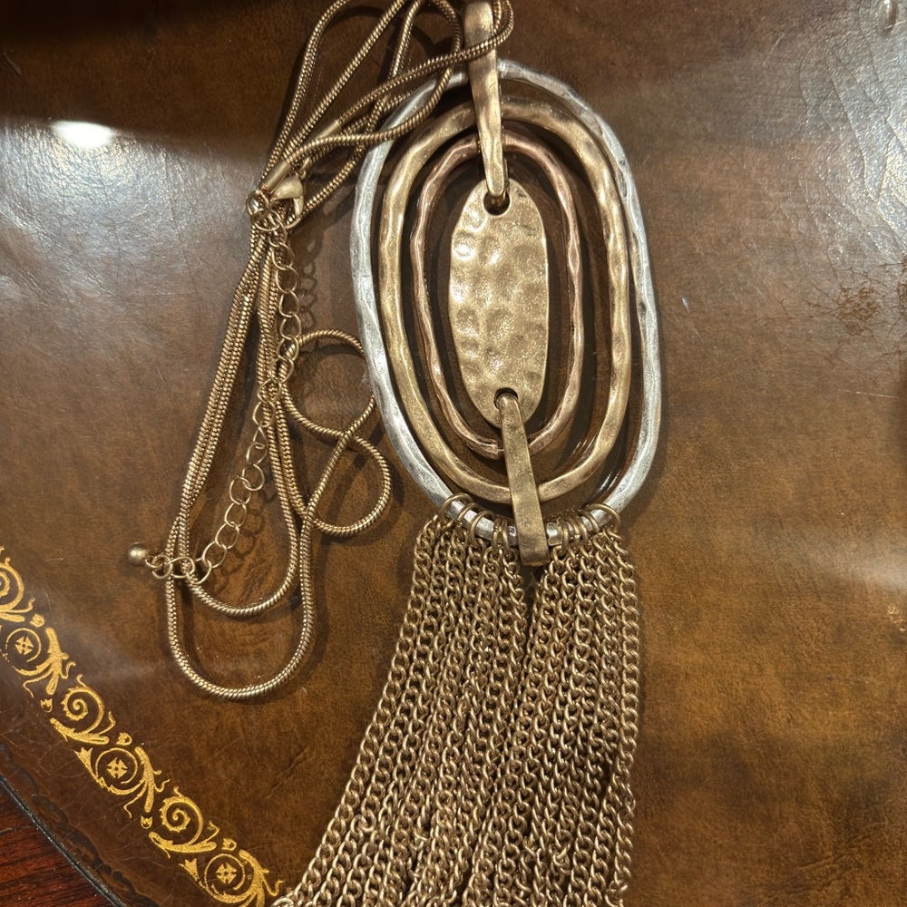 Gold tone necklace